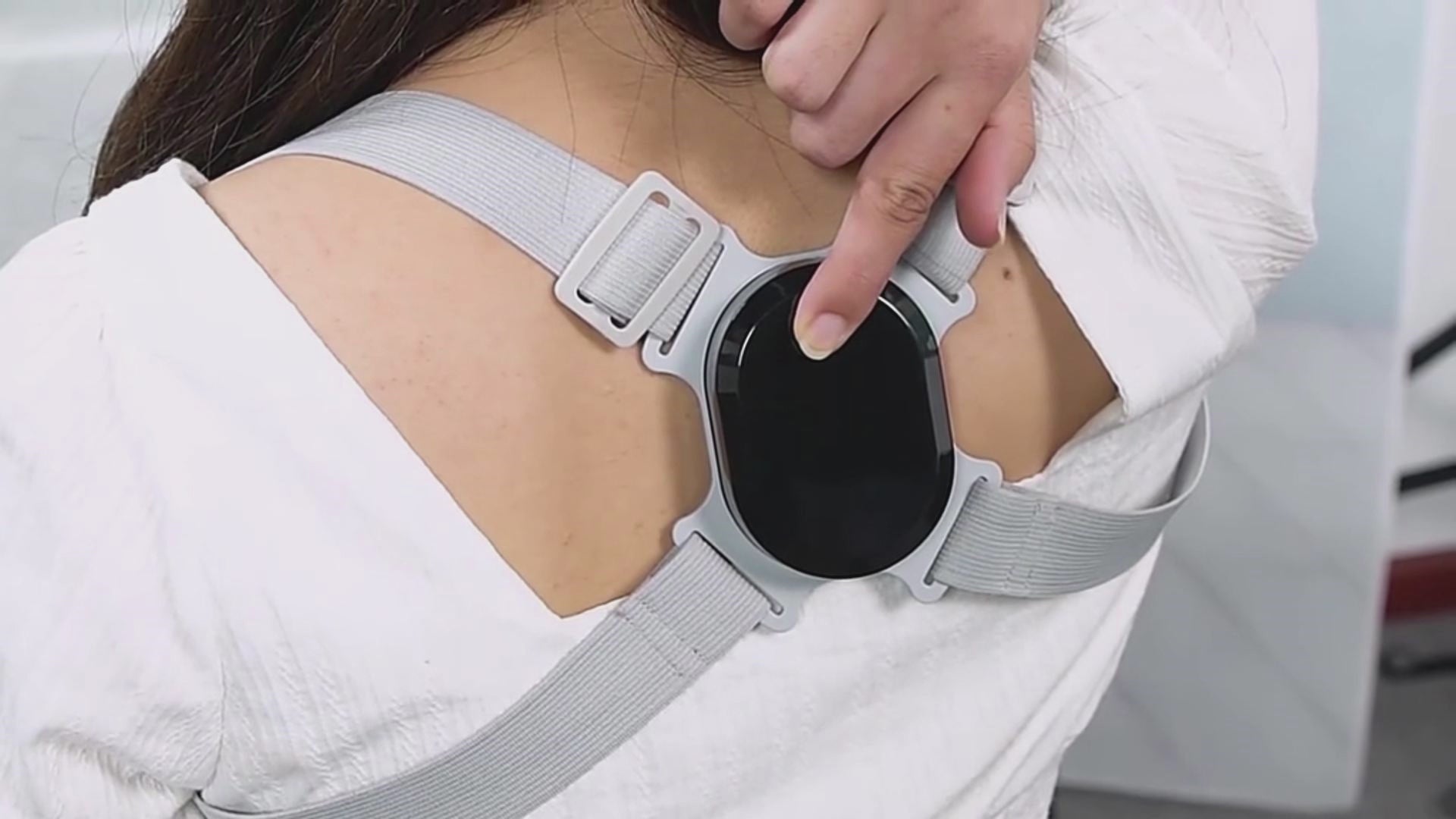 Smart Back Posture Corrector with Posture Reminder, Help to Keep Right Posture to Develop a Good Habit [Tech.]